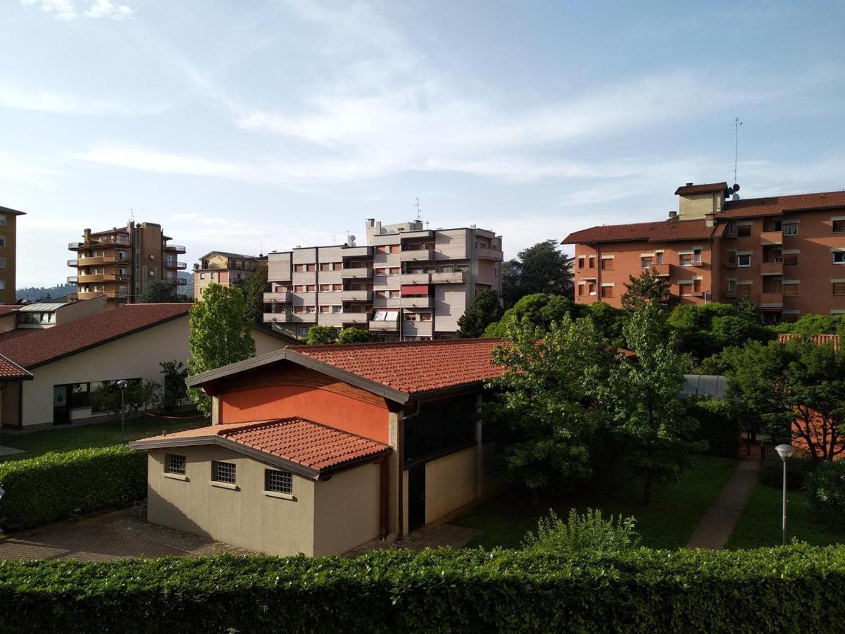Le Torri Apartment แบร์กาโม ภายนอก รูปภาพ